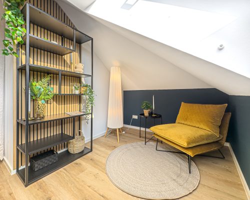 WOL3-bookshelf